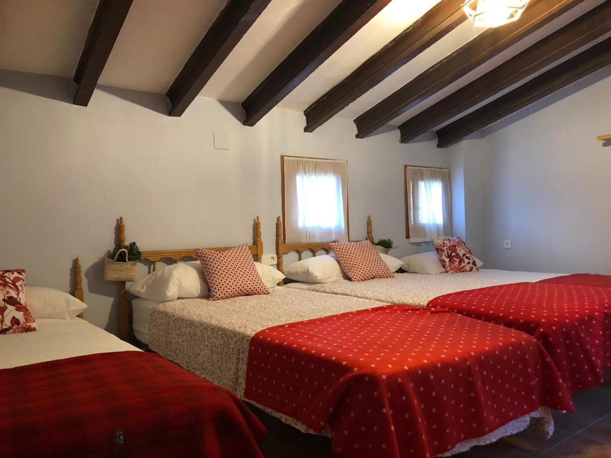 Finca El Tossalet, Gran Piscina Junto Al Pueblo Sella Luaran gambar